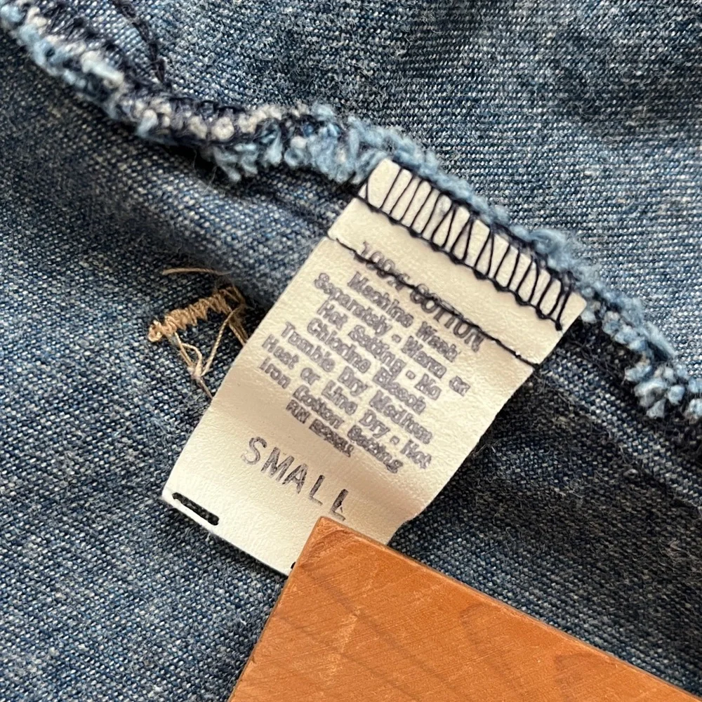 1970s Daylily Embroidered Wrap Waist Denim Blue Jeans Adjustable A-Line Skirt Sm - Picture 6 of 15
